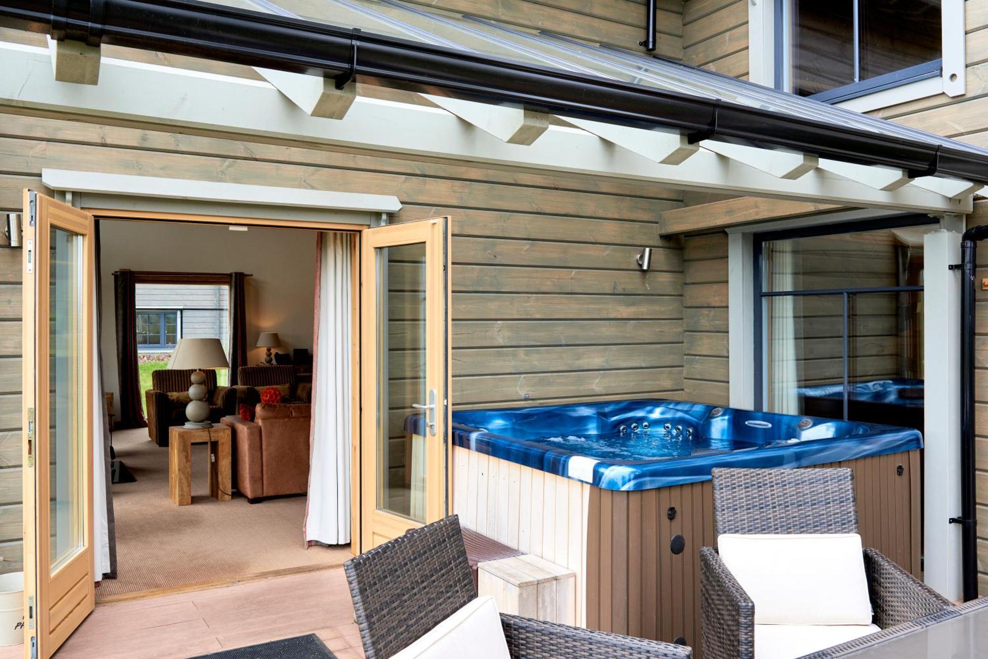 Hunter Lodges By Celtic Manor Newport  Zewnętrze zdjęcie