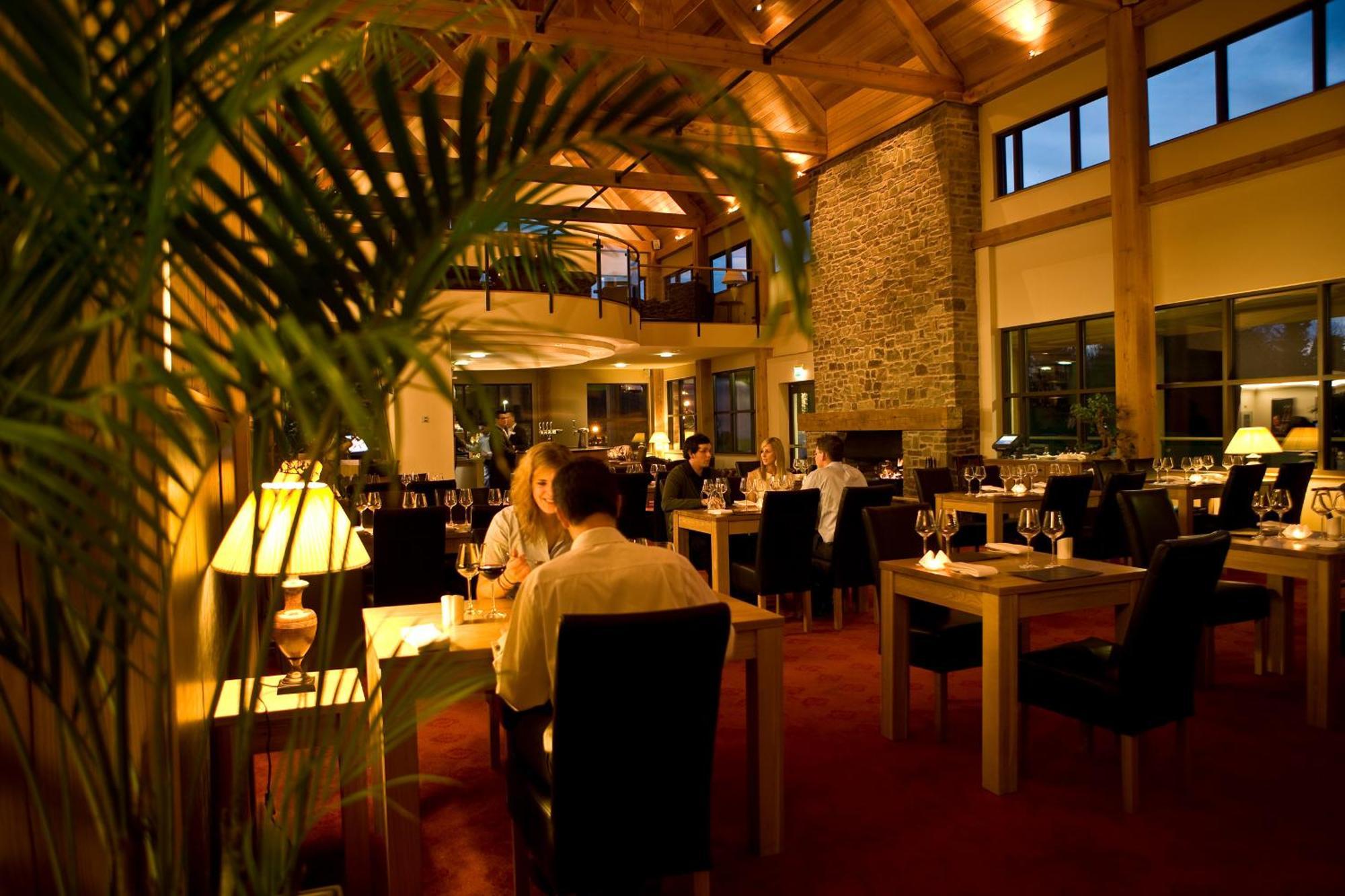 Hunter Lodges By Celtic Manor Newport  Zewnętrze zdjęcie